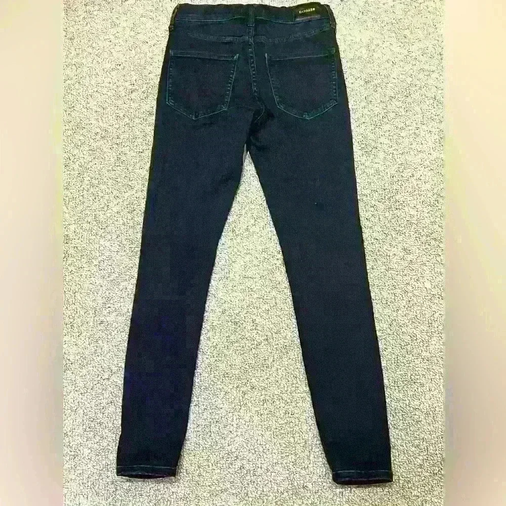 Express Jeans - Picture 14 of 14